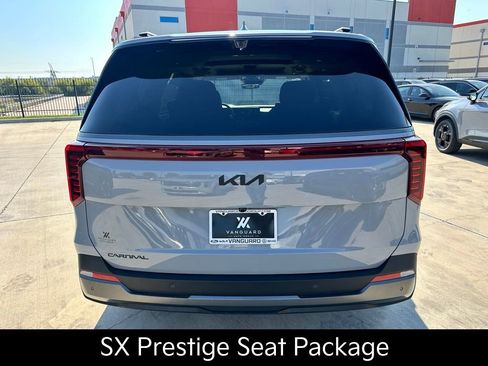 New 2026 Kia Carnival SX Prestige image 3