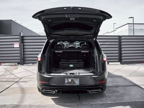 Used 2025 Land Rover Range Rover Sport Dynamic SE image 15