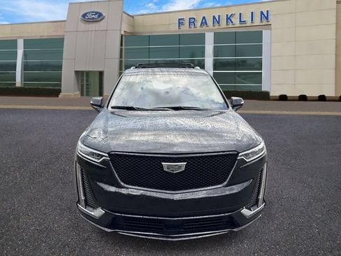 Used 2025 Cadillac XT6 Premium Luxury w/ Platinum Package AWD/4WD image 2