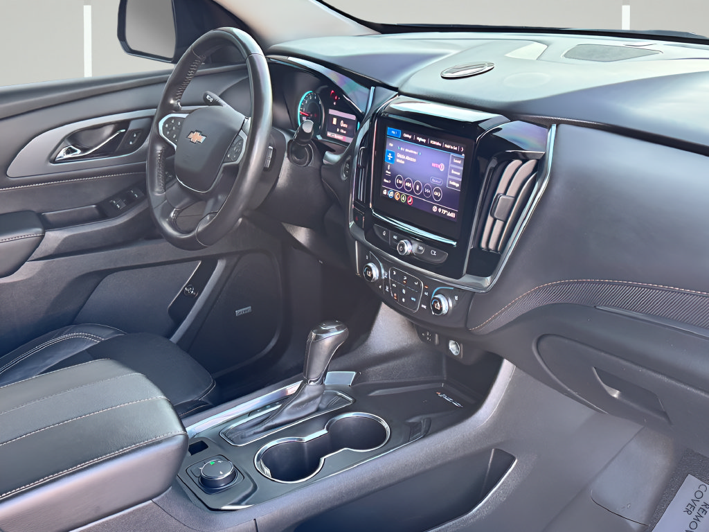Used 2020 Chevrolet Traverse Premier w/ Redline Edition FWD image 11