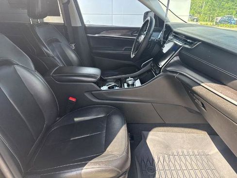 Used 2021 Jeep Grand Cherokee L Limited AWD/4WD image 31