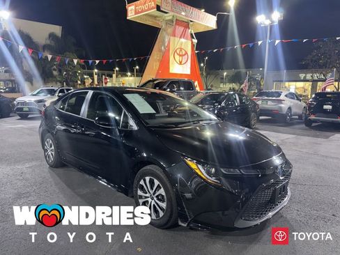 Used 2022 Toyota Corolla LE w/ Carpet Mat Package (TMS) image 1