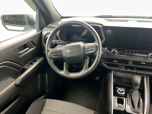 Used 2023 Chevrolet Colorado Trail Boss w/ Technology Package AWD/4WD image 11