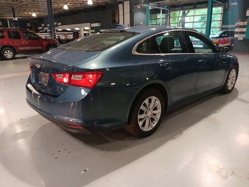 Used 2025 Chevrolet Malibu LT FWD image 6