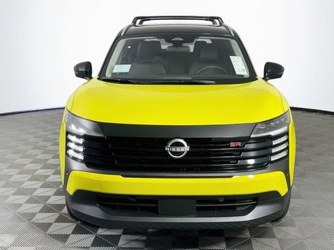 New 2026 Nissan Kicks SR w/ Cold Weather Package FWD image 3