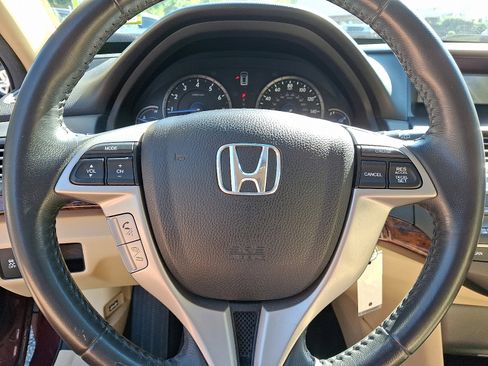 Used 2012 Honda Crosstour EX-L image 25