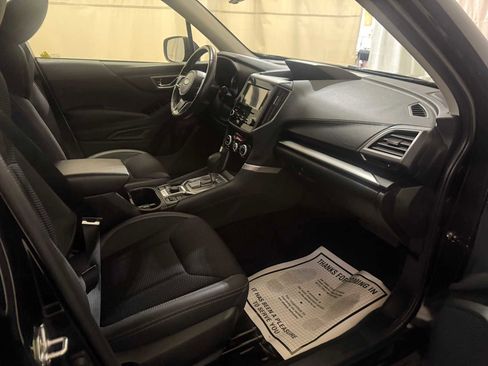 Certified 2023 Subaru Forester Premium image 28