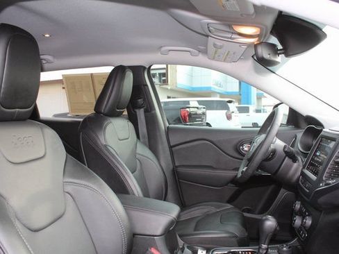 Used 2023 Jeep Cherokee Altitude Lux AWD/4WD image 15