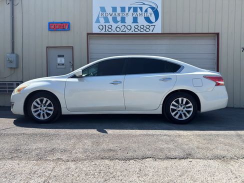 Used 2014 Nissan Altima 2.5 S image 13