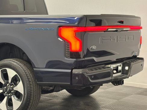 Used 2023 Ford F150 Lightning Platinum image 7