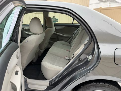 Used 2012 Toyota Corolla LE image 12