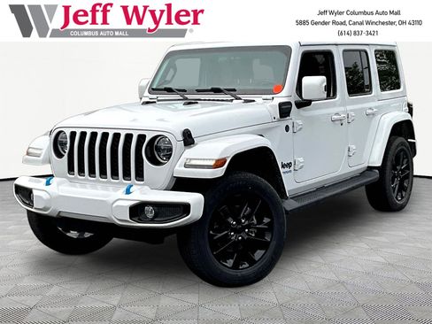 Used 2021 Jeep Wrangler Unlimited Sahara AWD/4WD image 1