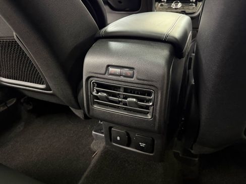 Used 2020 Lincoln Corsair Reserve w/ Equipment Group 201A image 26