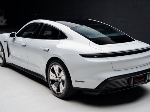 Used 2023 Porsche Taycan w/ Premium Package image 23