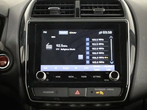 Used 2024 Mitsubishi Outlander Sport ES AWD/4WD image 23