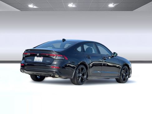 Certified 2025 Honda Accord Sport image 8