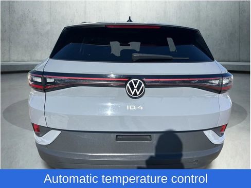 Used 2021 Volkswagen ID.4 Pro image 4