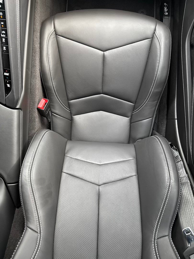 Used 2025 Chevrolet Corvette Z06 RWD image 10