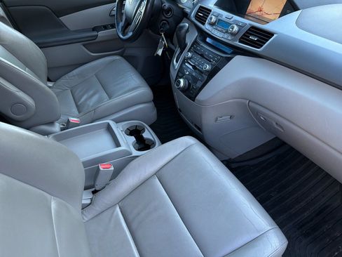 Used 2013 Honda Odyssey Touring image 15
