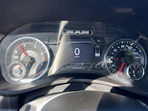 Used 2024 RAM 3500 Laramie image 49