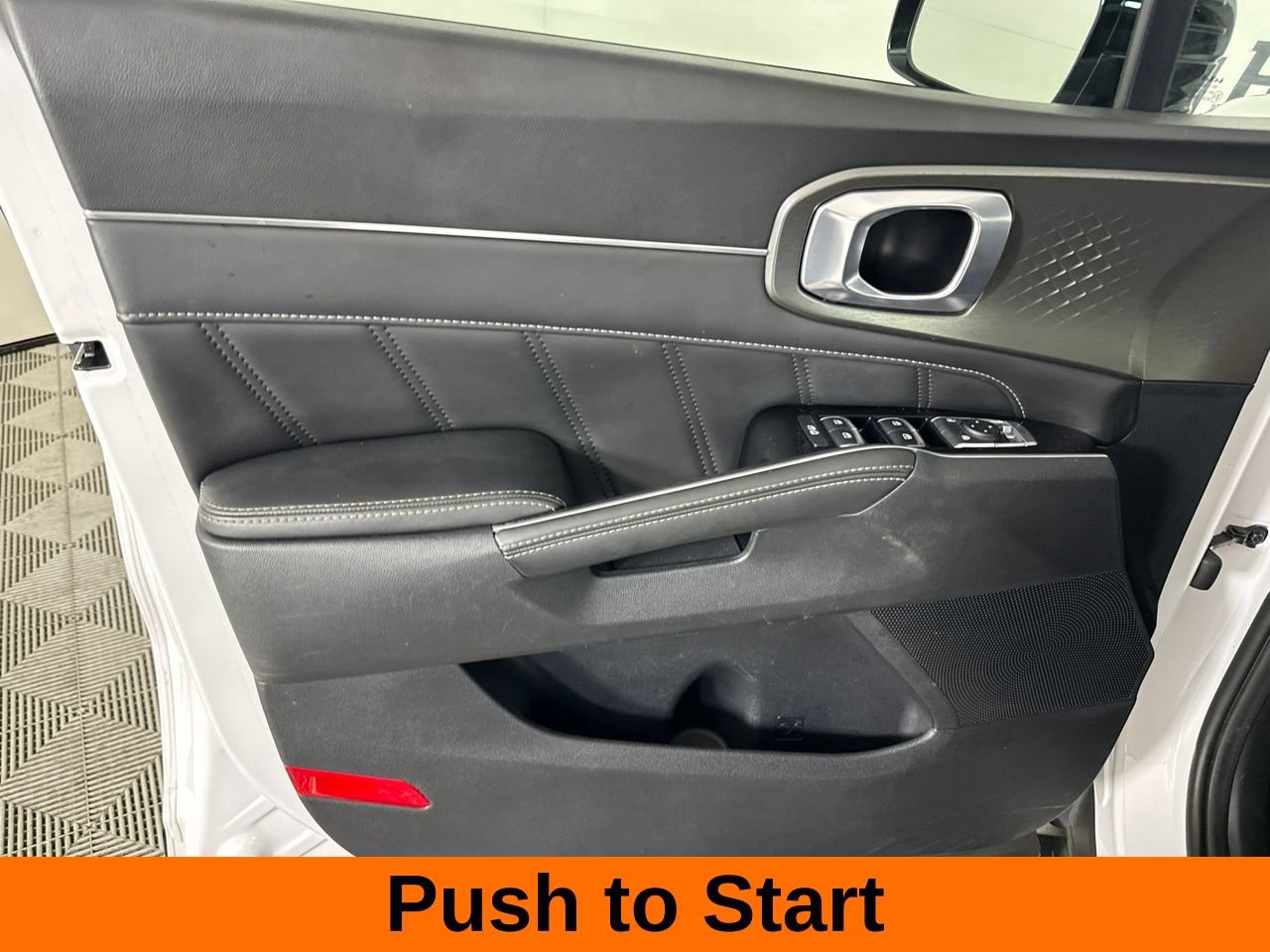 Used 2023 Kia Sorento SX AWD/4WD image 10