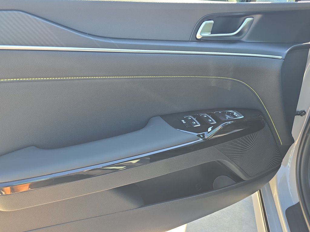 New 2027 Kia K5 GT FWD image 18