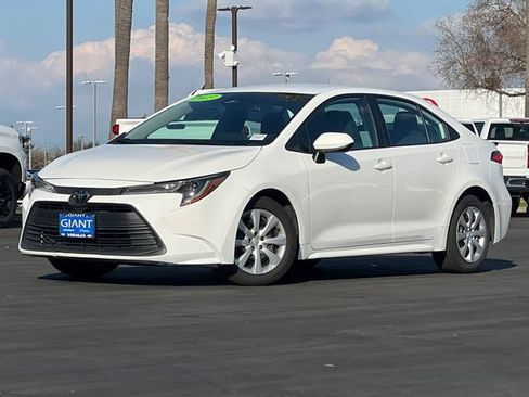 Used 2023 Toyota Corolla LE image 8
