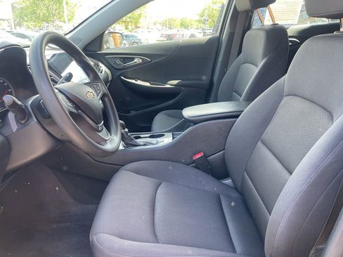 Used 2023 Chevrolet Malibu LS FWD image 14