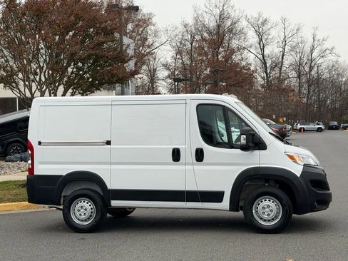 Used 2025 RAM ProMaster 1500 w/ Convenience Group image 5