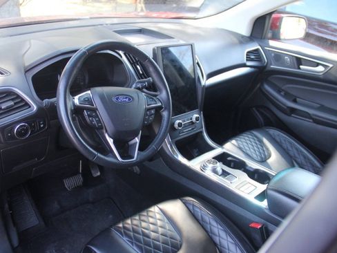 Certified 2024 Ford Edge Titanium AWD/4WD image 24