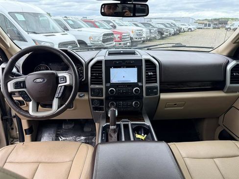 Used 2018 Ford F150 Lariat w/ Equipment Group 502A Luxury AWD/4WD image 26