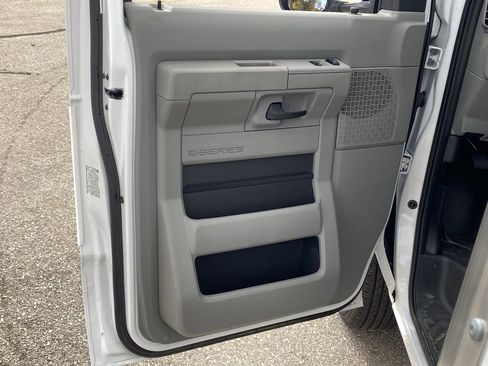 New 2025 Ford E-350 and Econoline 350 Super Duty w/ Power Equipment Group image 26