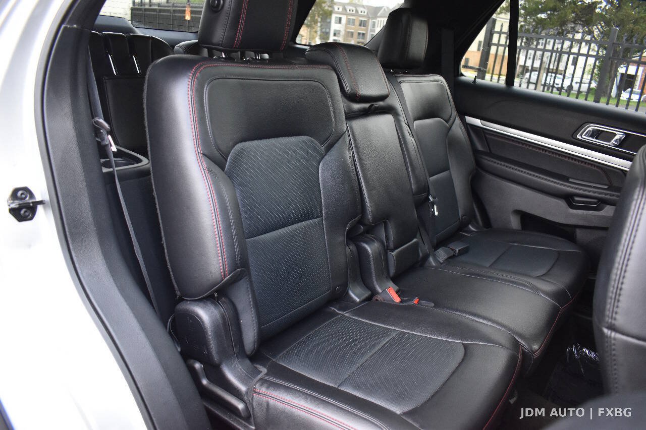 Used 2017 Ford Explorer Sport AWD/4WD image 15