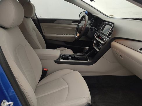 Used 2018 Hyundai Sonata SEL w/ Tech Package 04 image 21