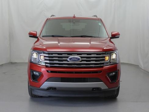 Used 2020 Ford Expedition Max XLT w/ Equipment Group 202A AWD/4WD image 3