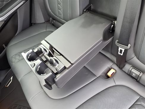 Used 2021 BMW X5 M w/ Executive Package image 29