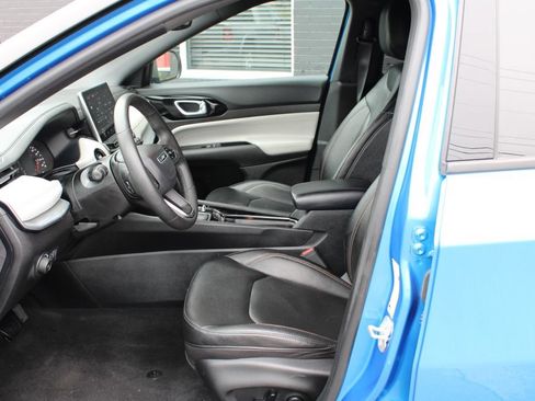 Used 2024 Jeep Compass Limited AWD/4WD image 42