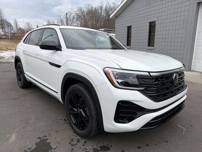 New 2026 Volkswagen Atlas Cross Sport SEL R-Line