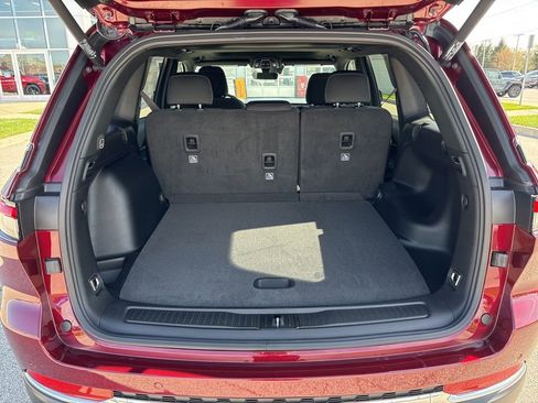 New 2026 Jeep Grand Cherokee Laredo X image 11