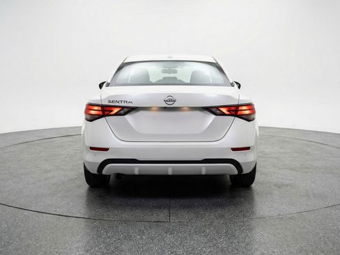 Used 2025 Nissan Sentra SV FWD image 7