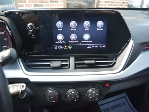 Used 2024 Chevrolet Trax RS w/ Driver Confidence Package image 24