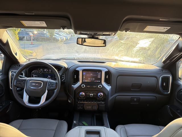 Used 2019 GMC Sierra 1500 SLT w/ SLT Premium Plus Package AWD/4WD image 18