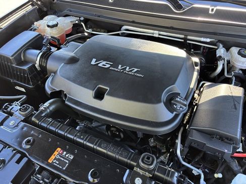 Used 2022 Chevrolet Colorado Z71 image 28