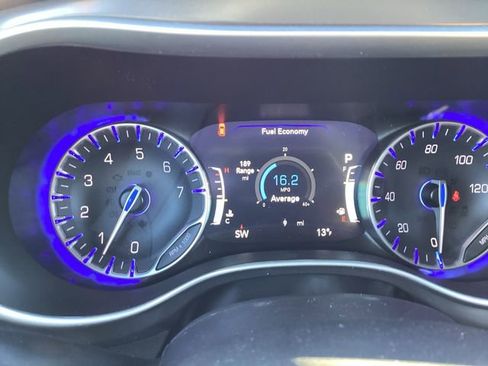 New 2026 Chrysler Pacifica Select image 20