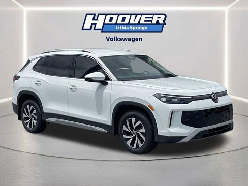 New 2025 Volkswagen Tiguan S image 1