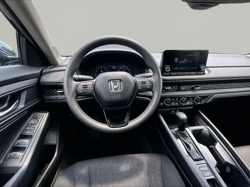 Used 2024 Honda Accord EX image 9