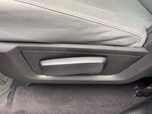 Used 2017 RAM 1500 Express w/ Express Value Package image 9