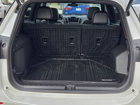 Used 2024 Chevrolet Equinox RS w/ RS Leather Package FWD image 21