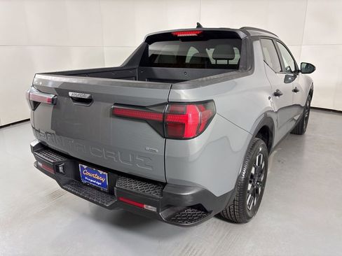 Used 2025 Hyundai Santa Cruz SEL image 8
