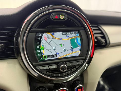 Used 2020 MINI Cooper SE w/ 6.5" Touchscreen Package FWD image 21